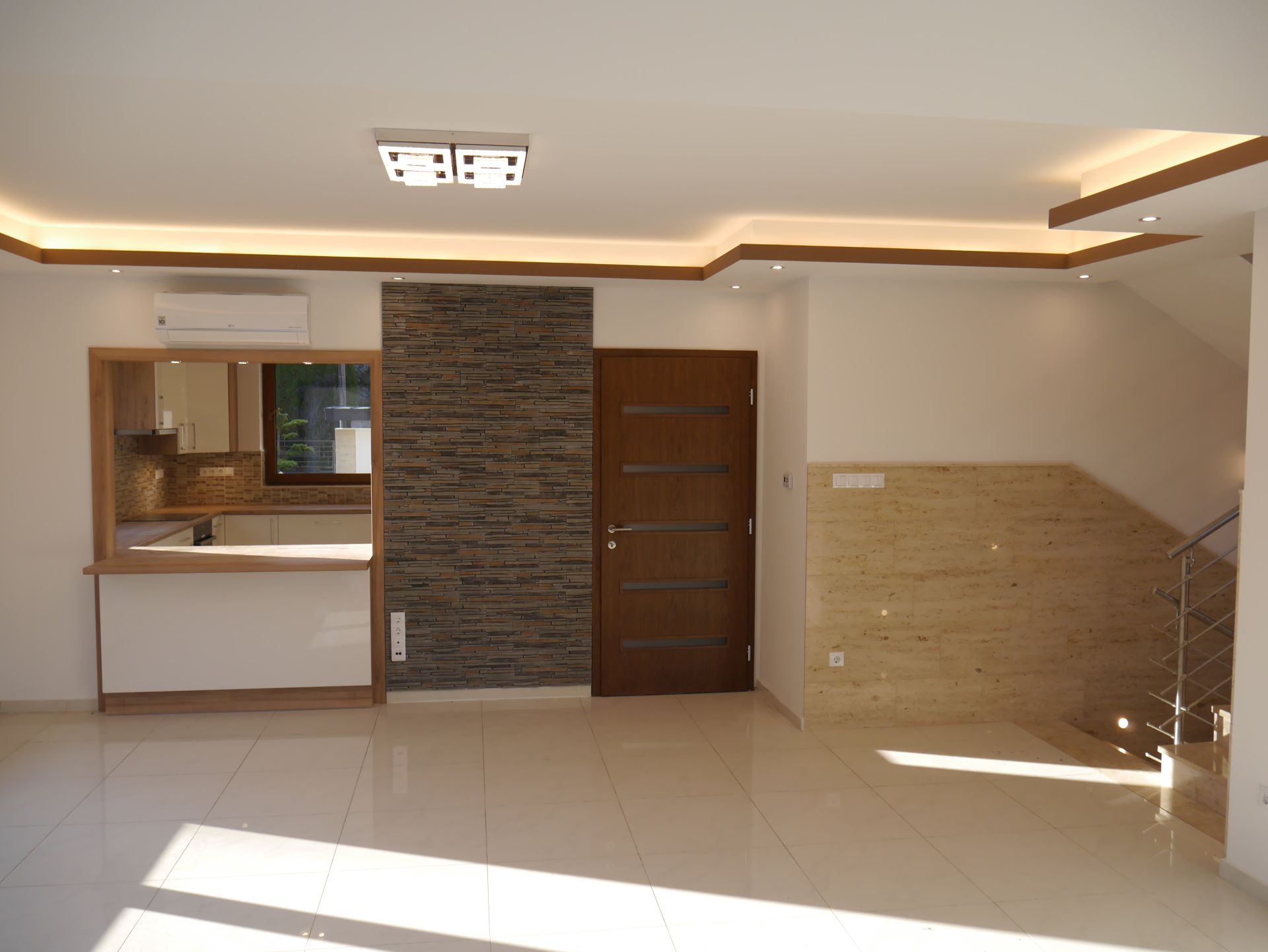 Thimg 2018 Csatlós Nappali 1600x700 – Buy Budapest Apartments