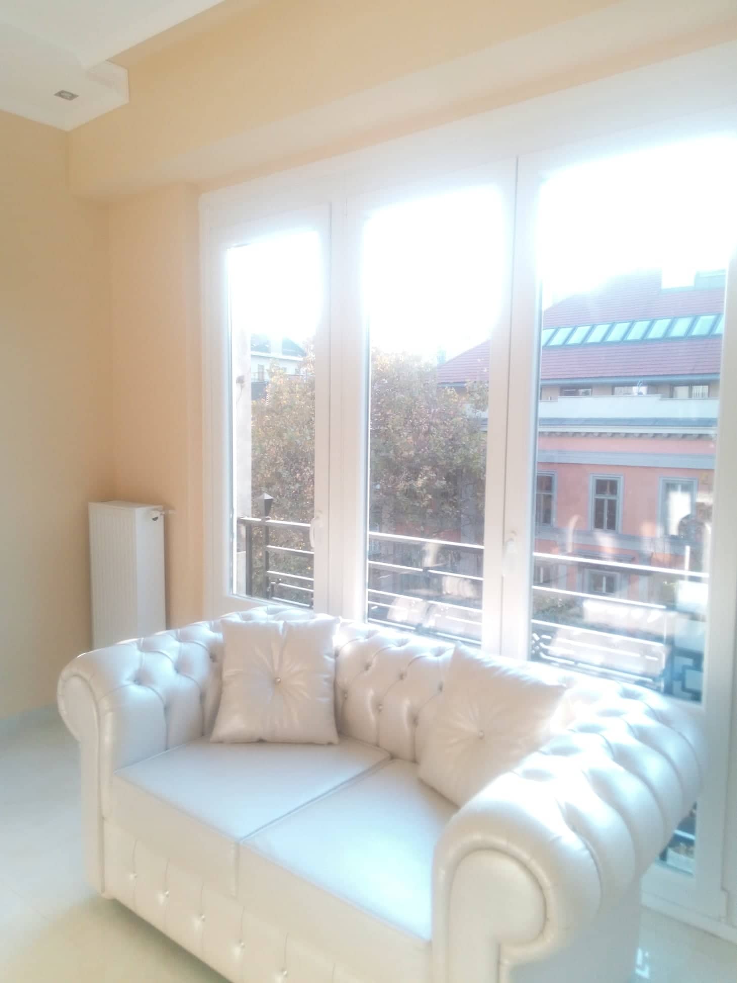 Thimg 45558451 2179091122379426 3725276786544607232 N 1600x700 – Buy Budapest Apartments