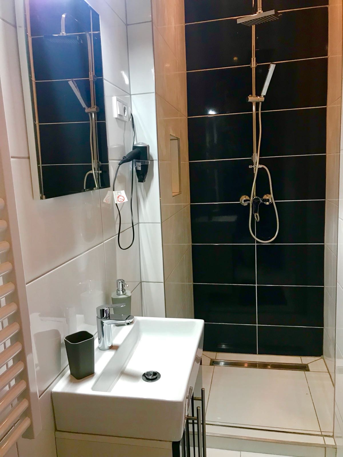 bajnok utca, Budapest, Hungary, 1 Bedroom Bedrooms, 2 Rooms Rooms,2 BathroomsBathrooms,Apartment,For sale,1306