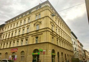 bajnok utca,Budapest,Hungary,1 Bedroom Bedrooms,2 Rooms Rooms,2 BathroomsBathrooms,Apartment,1306