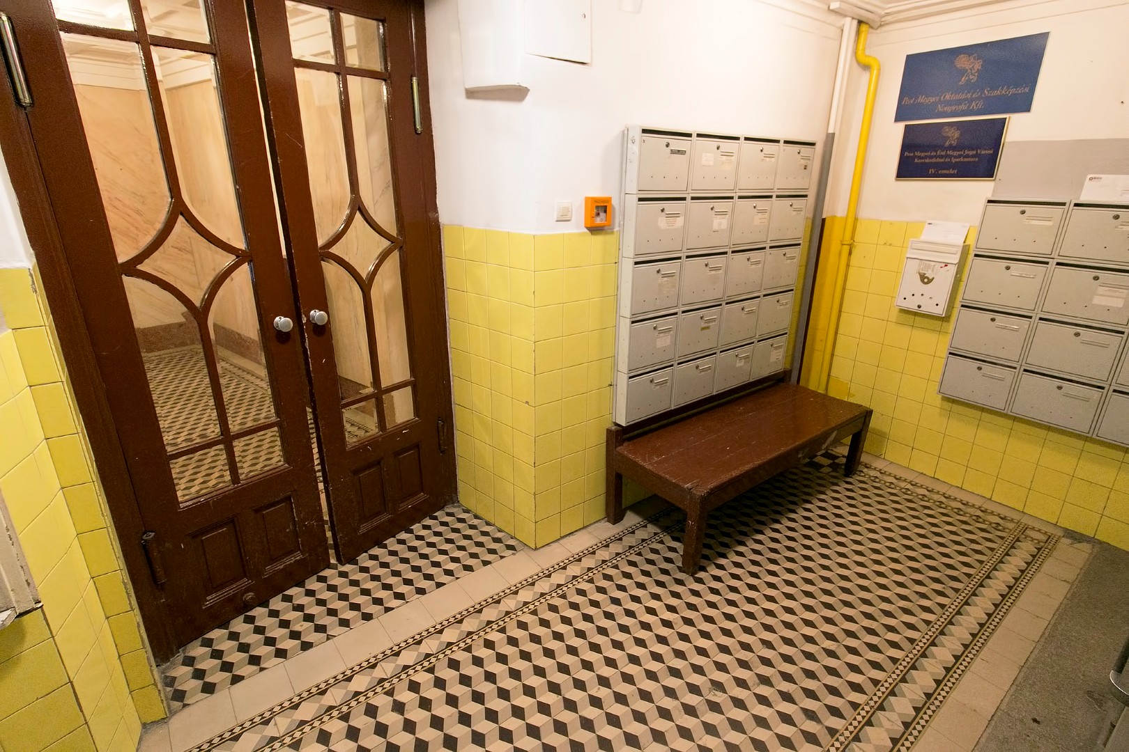 Vaci utca, Hungary, 2 Bedrooms Bedrooms, 1 Room Rooms,2 BathroomsBathrooms,Apartment,For sale,2,1309