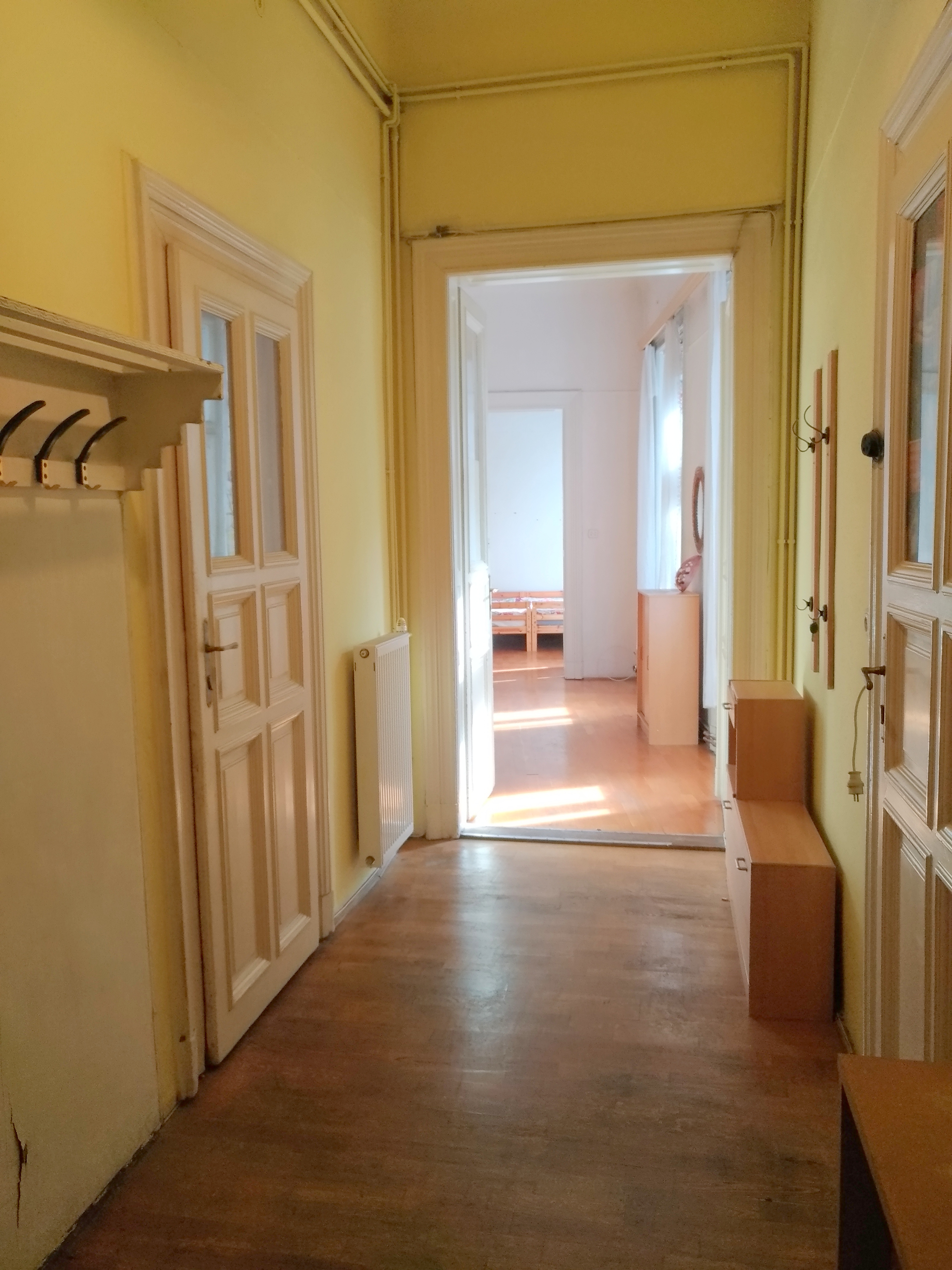 Hungary, 3 Bedrooms Bedrooms, 4 Rooms Rooms,Apartment,For sale,1311