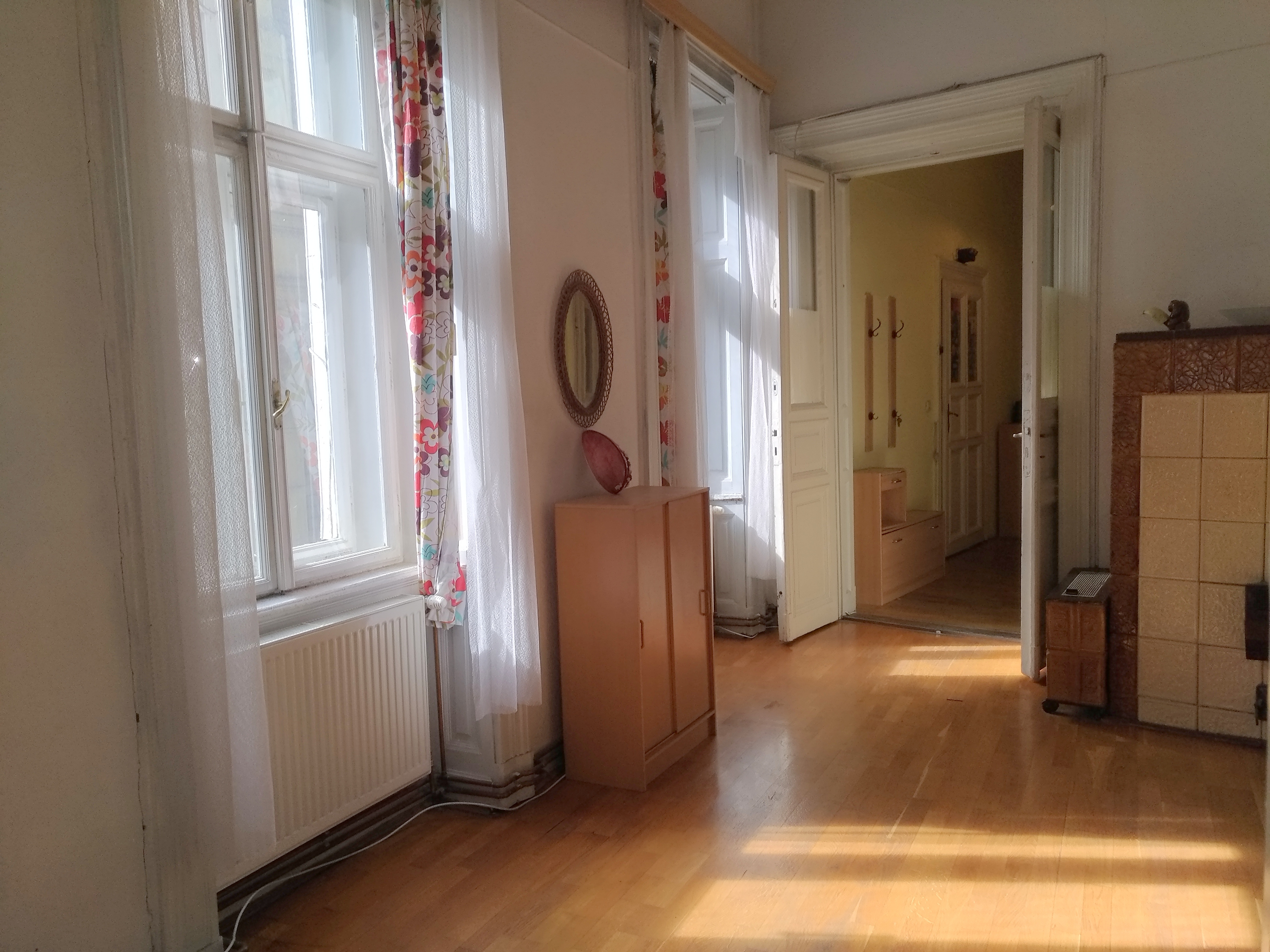Hungary, 3 Bedrooms Bedrooms, 4 Rooms Rooms,Apartment,For sale,1311