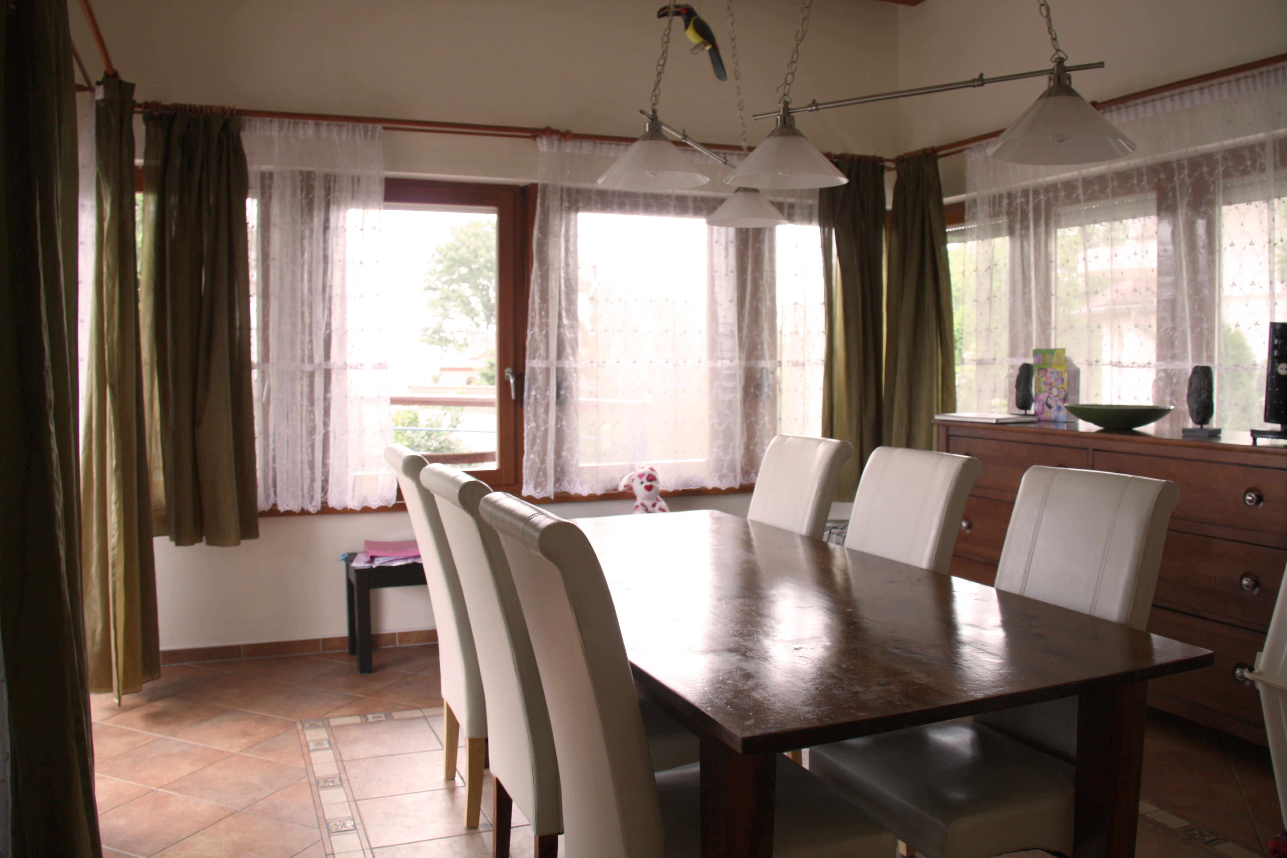 Hungary, 7 Bedrooms Bedrooms, 7 Rooms Rooms,3 BathroomsBathrooms,Apartment,For sale,1314