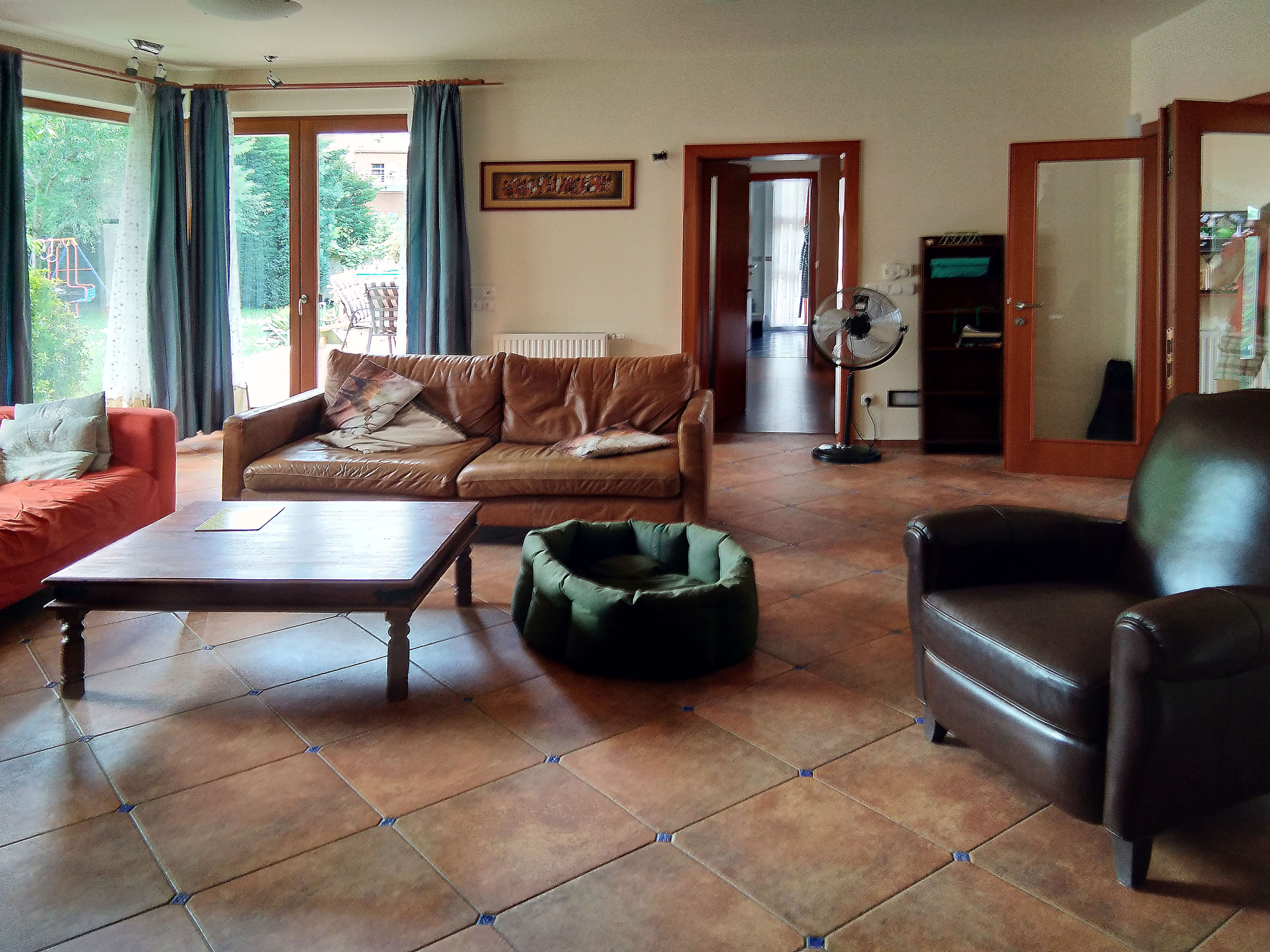 Hungary, 7 Bedrooms Bedrooms, 7 Rooms Rooms,3 BathroomsBathrooms,Apartment,For sale,1314