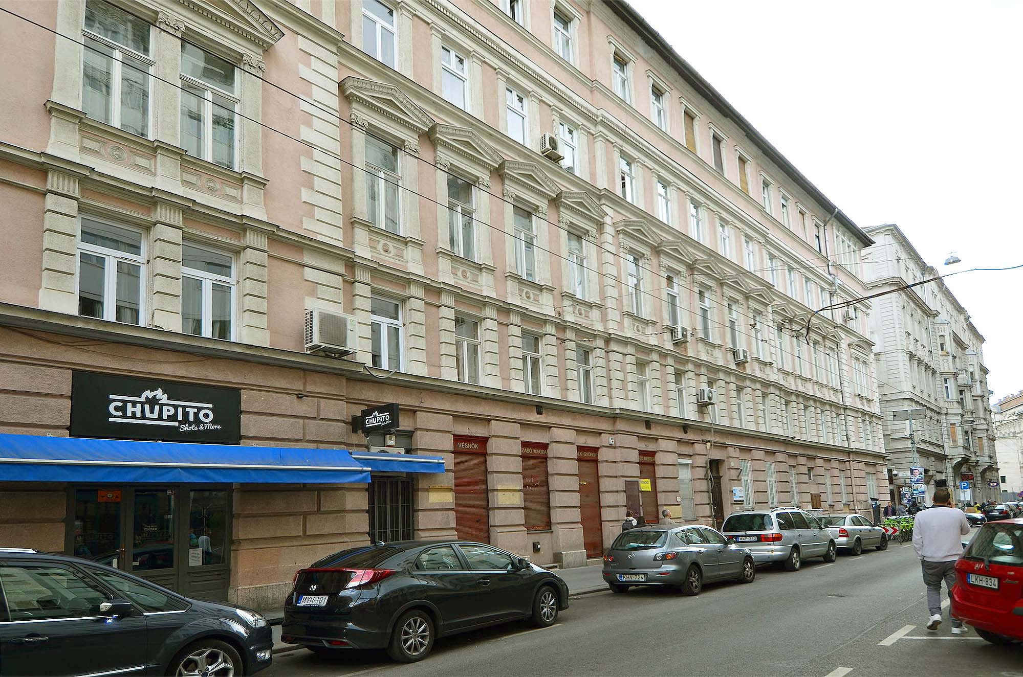Hungary, 3 Bedrooms Bedrooms, 3 Rooms Rooms,Apartment,For sale,1315