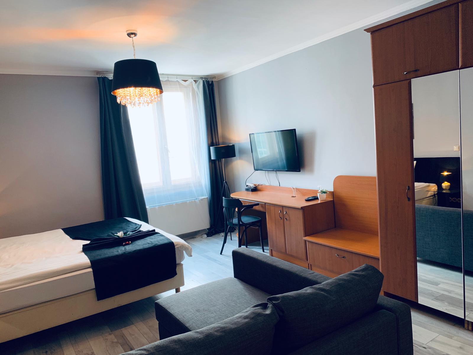 Hungary, 4 Bedrooms Bedrooms, 4 Rooms Rooms,4 BathroomsBathrooms,Apartment,For sale,1333