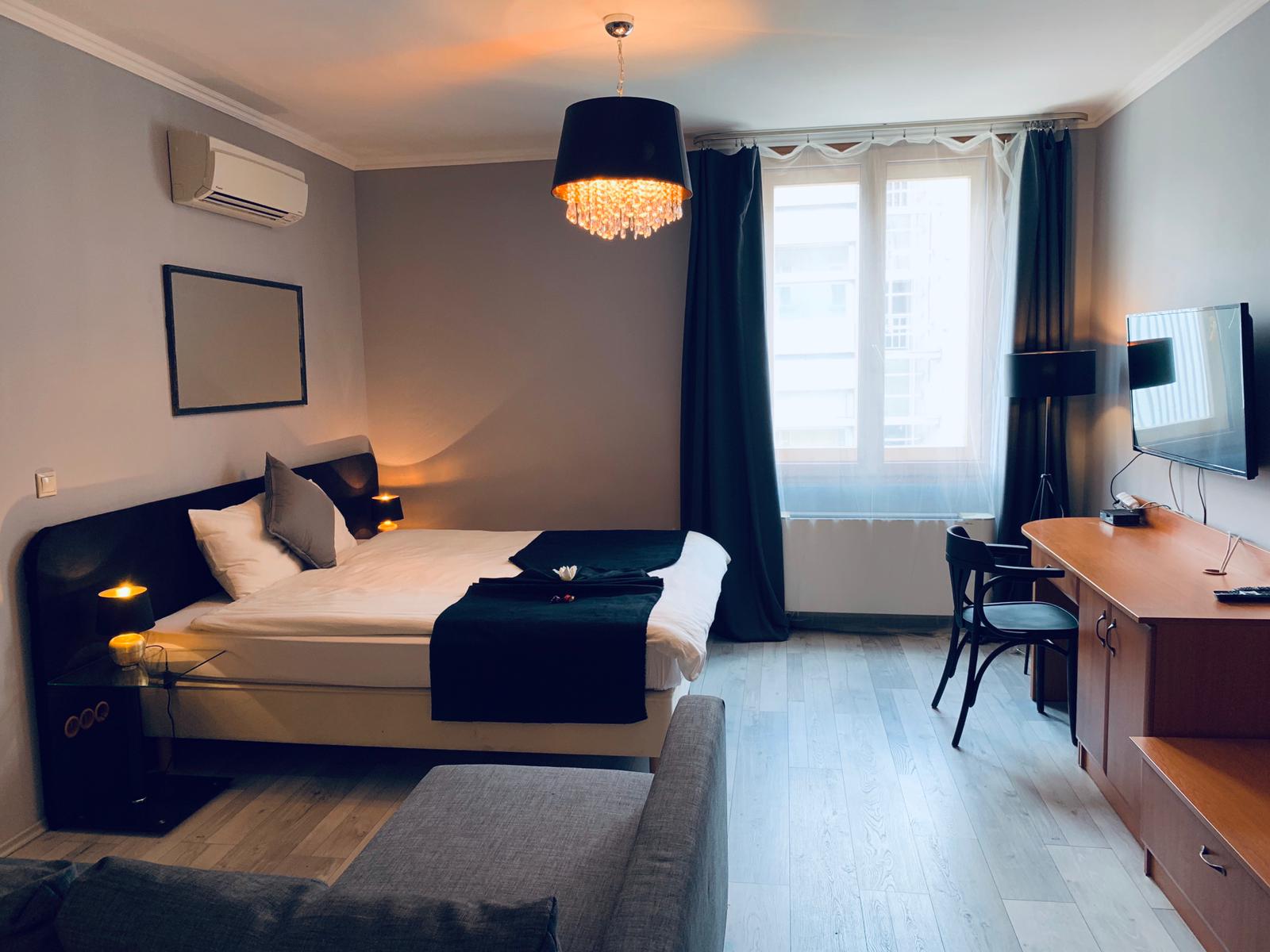 Hungary, 4 Bedrooms Bedrooms, 4 Rooms Rooms,4 BathroomsBathrooms,Apartment,For sale,1333