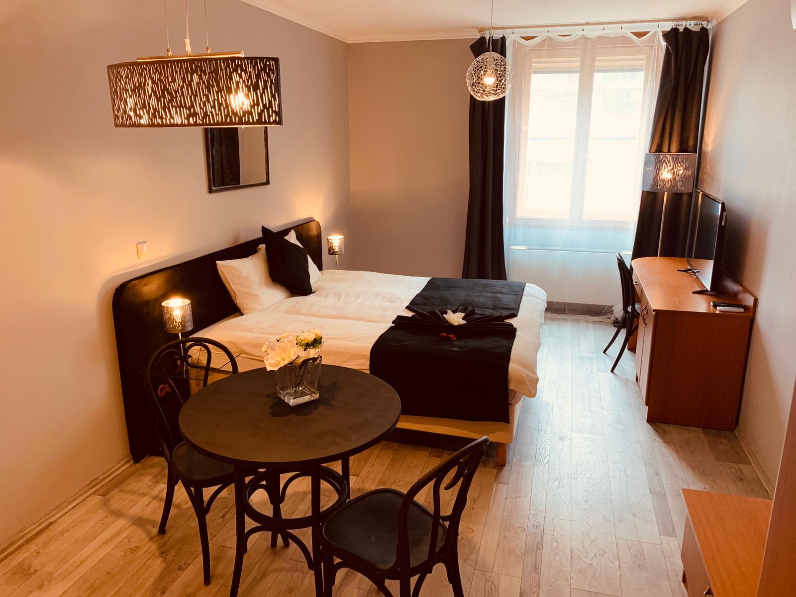 Hungary, 4 Bedrooms Bedrooms, 4 Rooms Rooms,4 BathroomsBathrooms,Apartment,For sale,1333