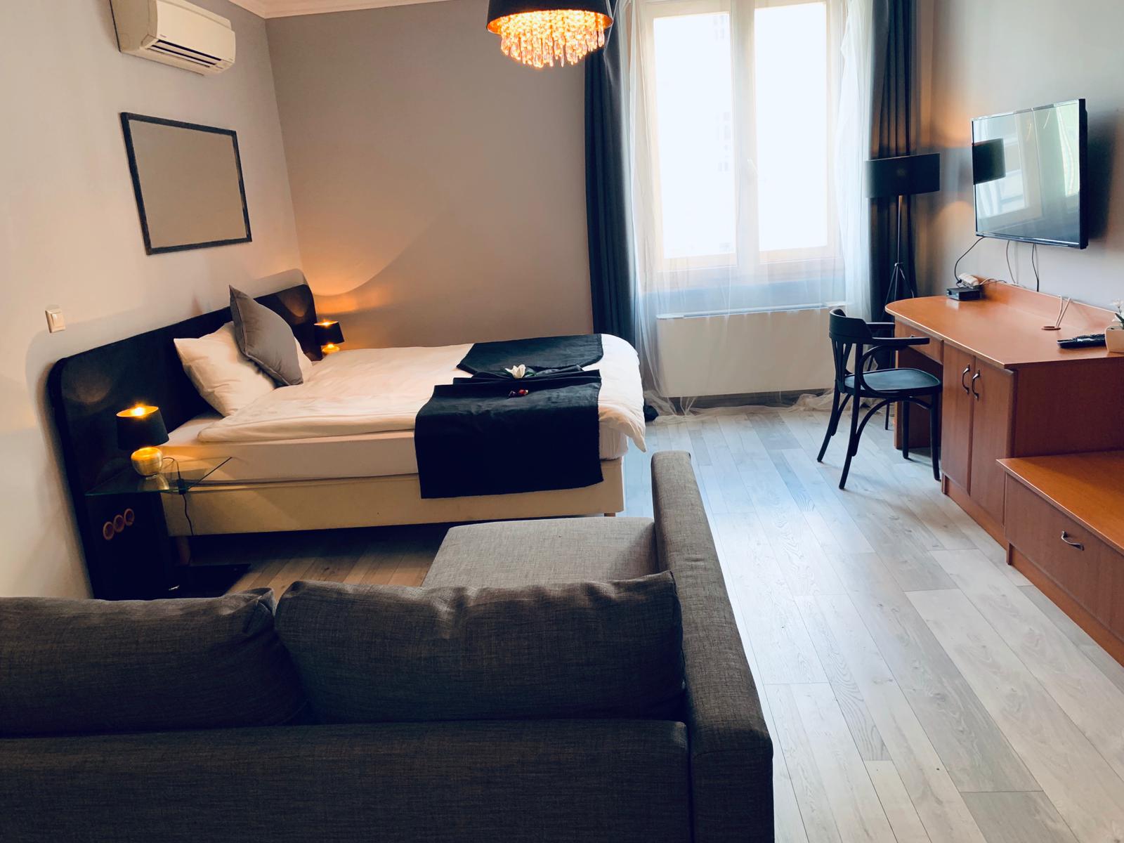 Hungary, 4 Bedrooms Bedrooms, 4 Rooms Rooms,4 BathroomsBathrooms,Apartment,For sale,1333