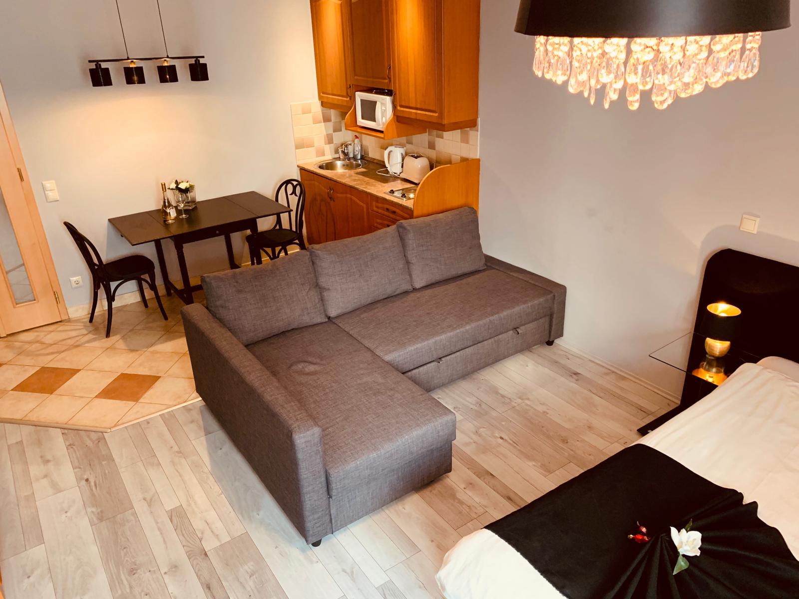 Hungary, 4 Bedrooms Bedrooms, 4 Rooms Rooms,4 BathroomsBathrooms,Apartment,For sale,1333