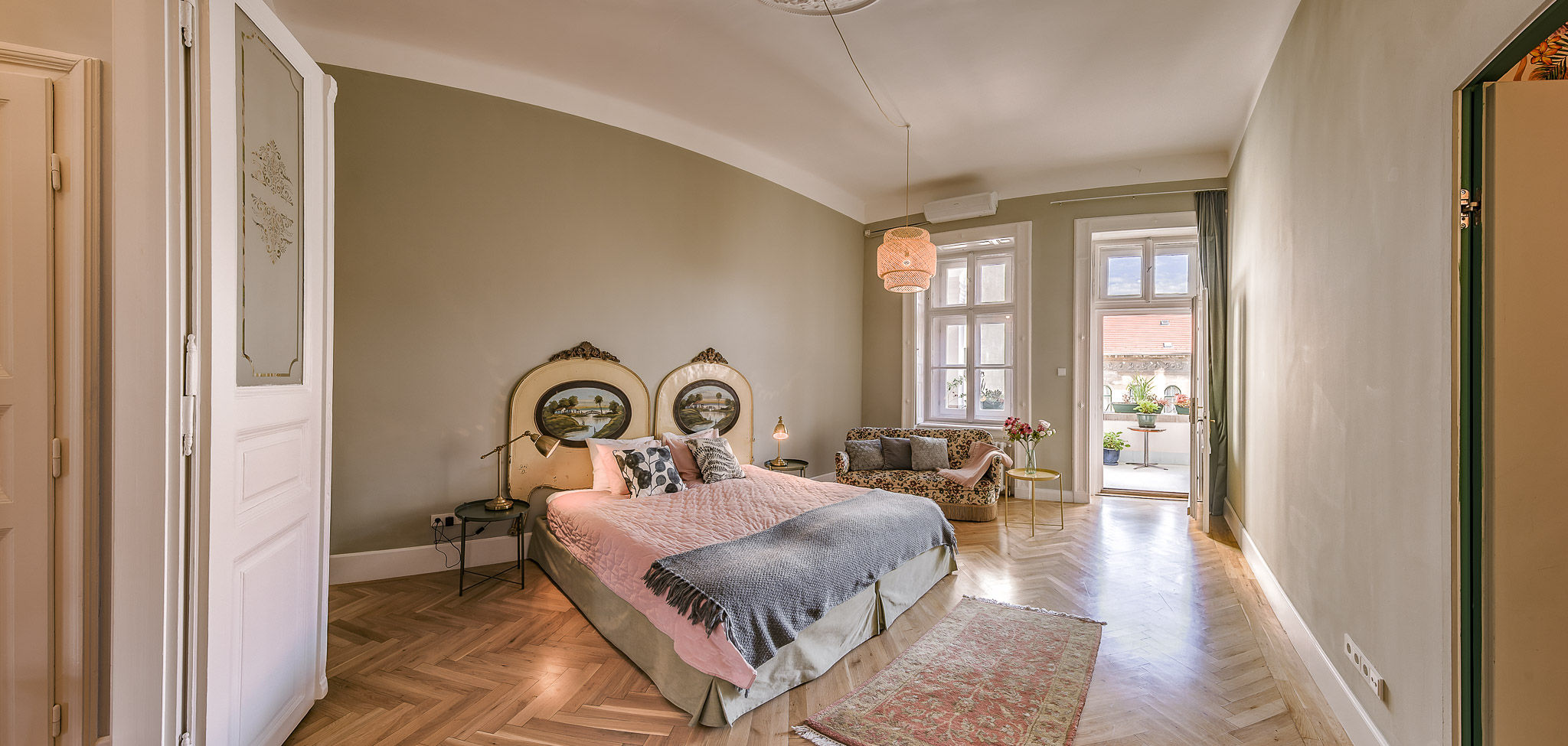 Királyi street, Budapest, Budapest, Hungary, 2 Bedrooms Bedrooms, ,3 BathroomsBathrooms,Apartment,For sale,Luxury Loft Apartment,Királyi street,3,1335