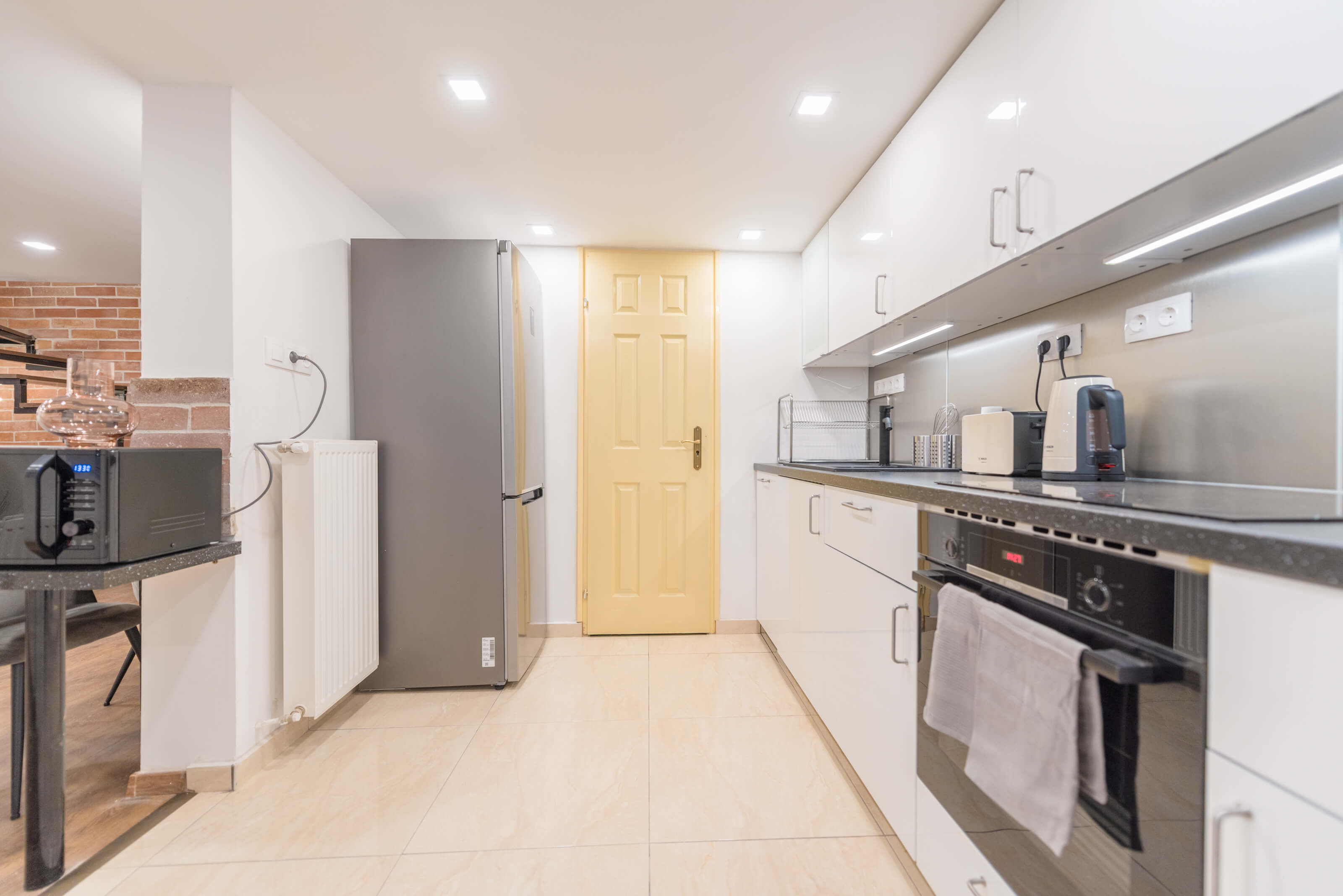 Jewish Quarter Prime Location Budapest District 7, Budapest, Budapest, Hungary, 4 Bedrooms Bedrooms, 4 Rooms Rooms,1 BathroomBathrooms,Apartment,For sale,New York Palace Café Digital Apartment ,1336