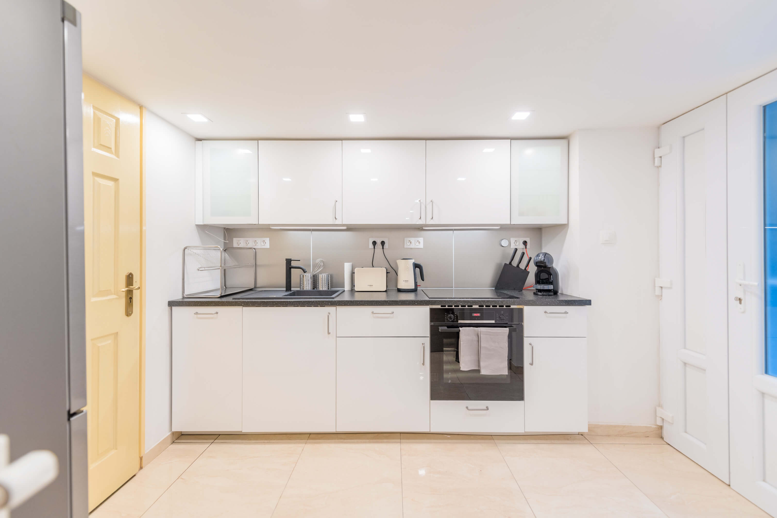 Jewish Quarter Prime Location Budapest District 7, Budapest, Budapest, Hungary, 4 Bedrooms Bedrooms, 4 Rooms Rooms,1 BathroomBathrooms,Apartment,For sale,New York Palace Café Digital Apartment ,1336