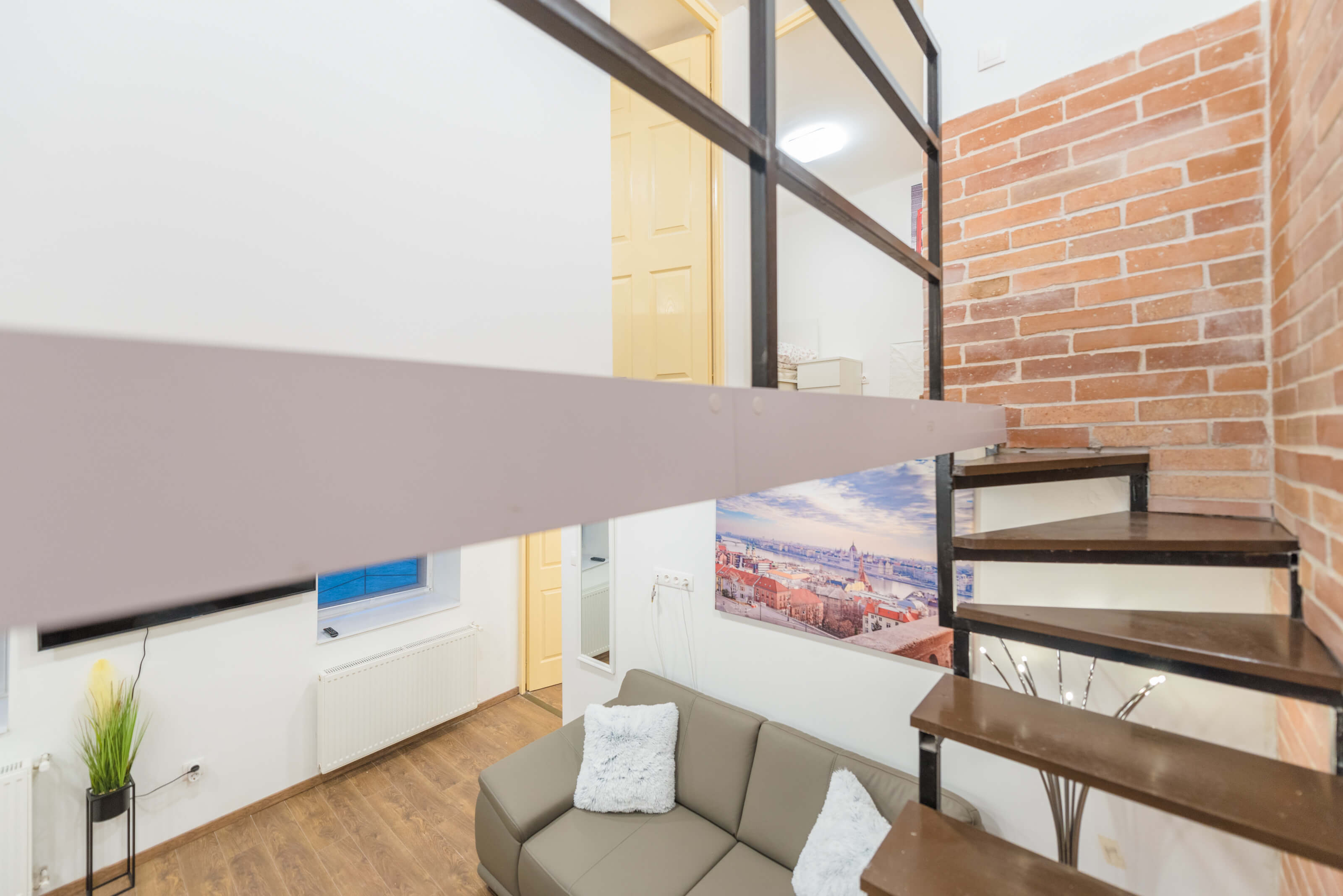 Jewish Quarter Prime Location Budapest District 7, Budapest, Budapest, Hungary, 4 Bedrooms Bedrooms, 4 Rooms Rooms,1 BathroomBathrooms,Apartment,For sale,New York Palace Café Digital Apartment ,1336