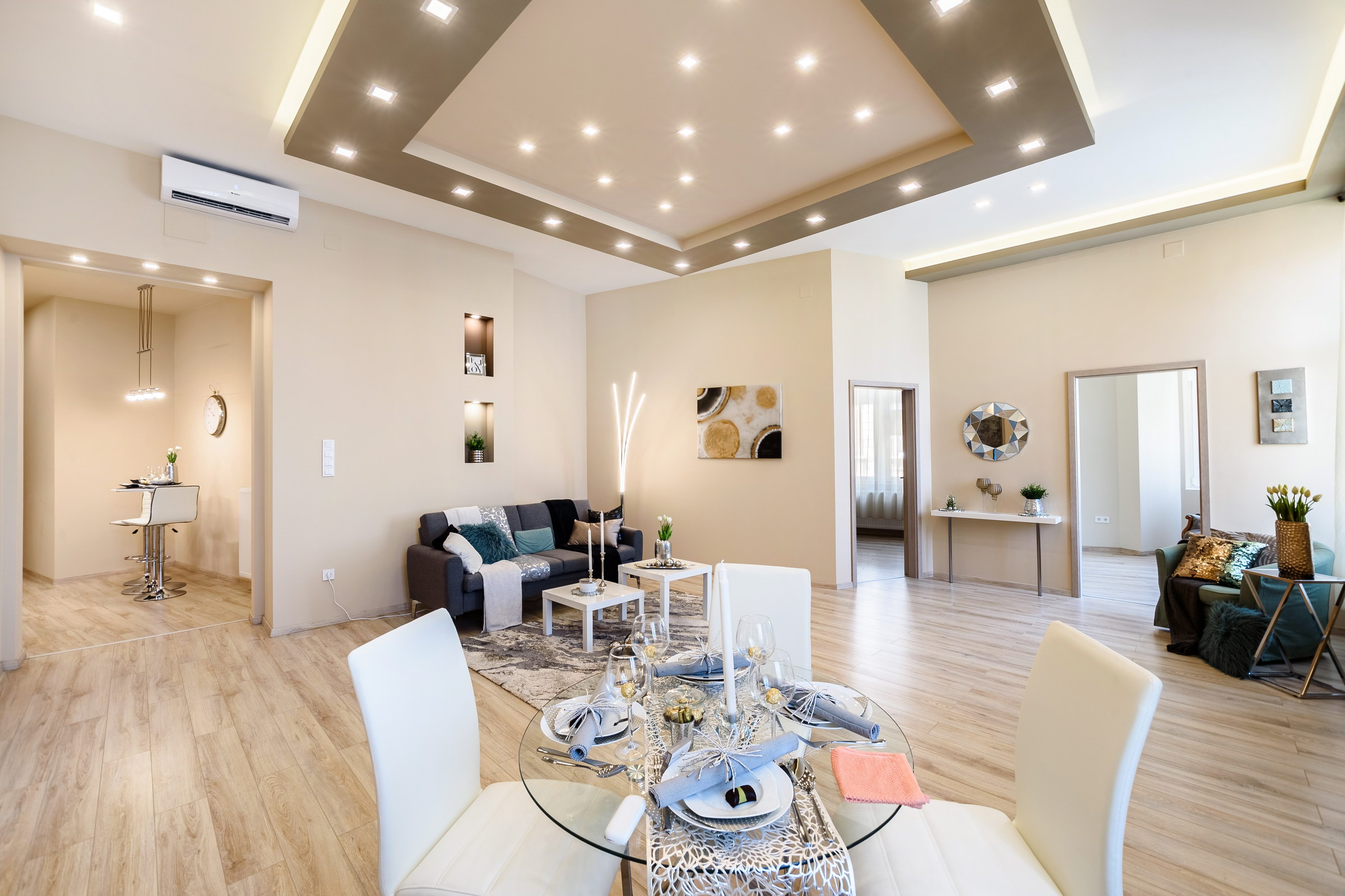 Hungary, 3 Bedrooms Bedrooms, 3 Rooms Rooms,2 BathroomsBathrooms,Apartment,For sale,1343
