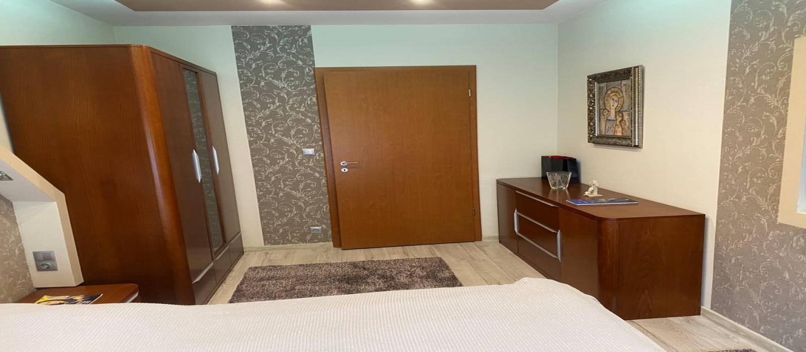 Hungary, 2 Bedrooms Bedrooms, ,2 BathroomsBathrooms,Apartment,For sale,1351