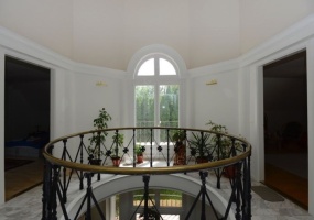 Hungary, 5 Bedrooms Bedrooms, ,Villa,For sale,1362