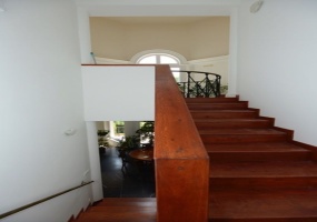 Hungary, 5 Bedrooms Bedrooms, ,Villa,For sale,1362