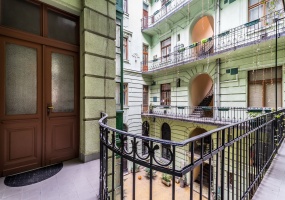 Hungary, ,Apartment,For sale,1363