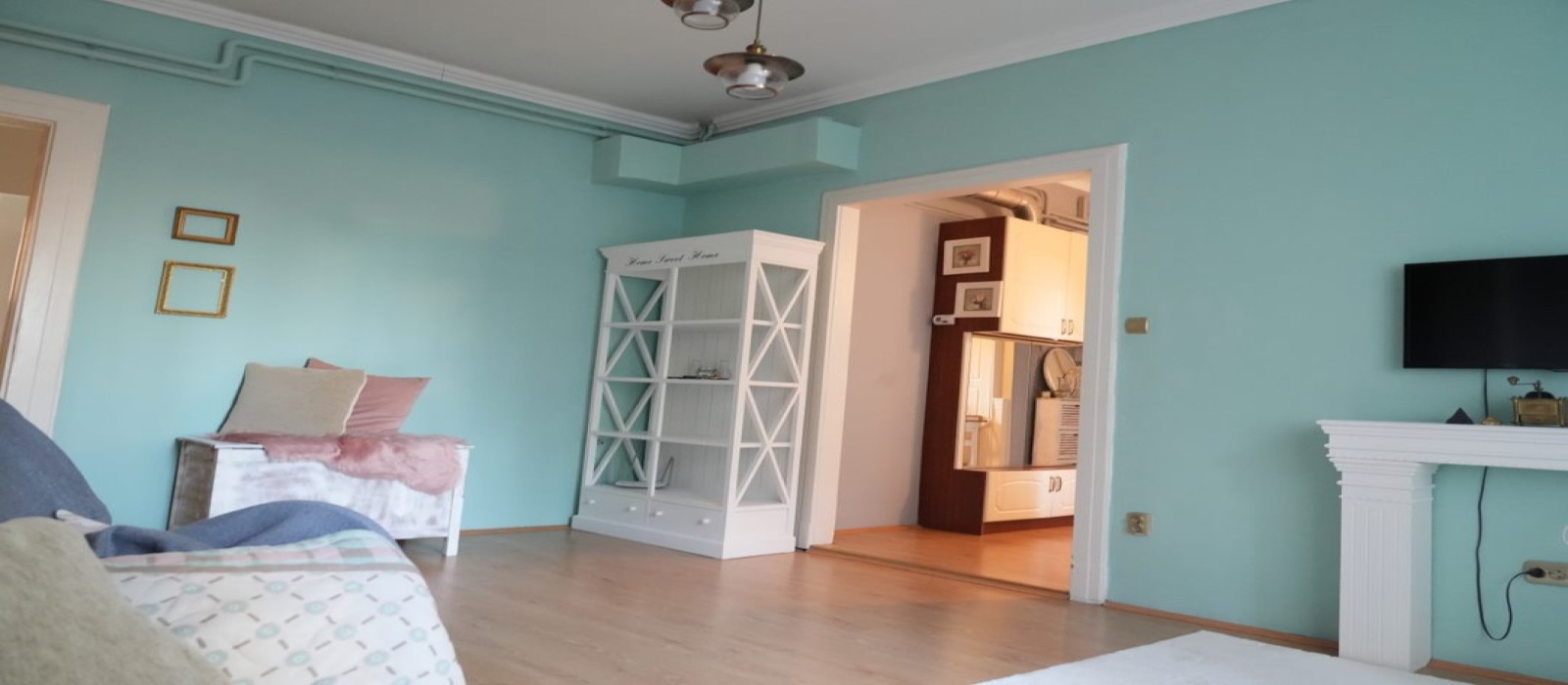 Hungary, 2 Bedrooms Bedrooms, ,Apartment,For sale,1373
