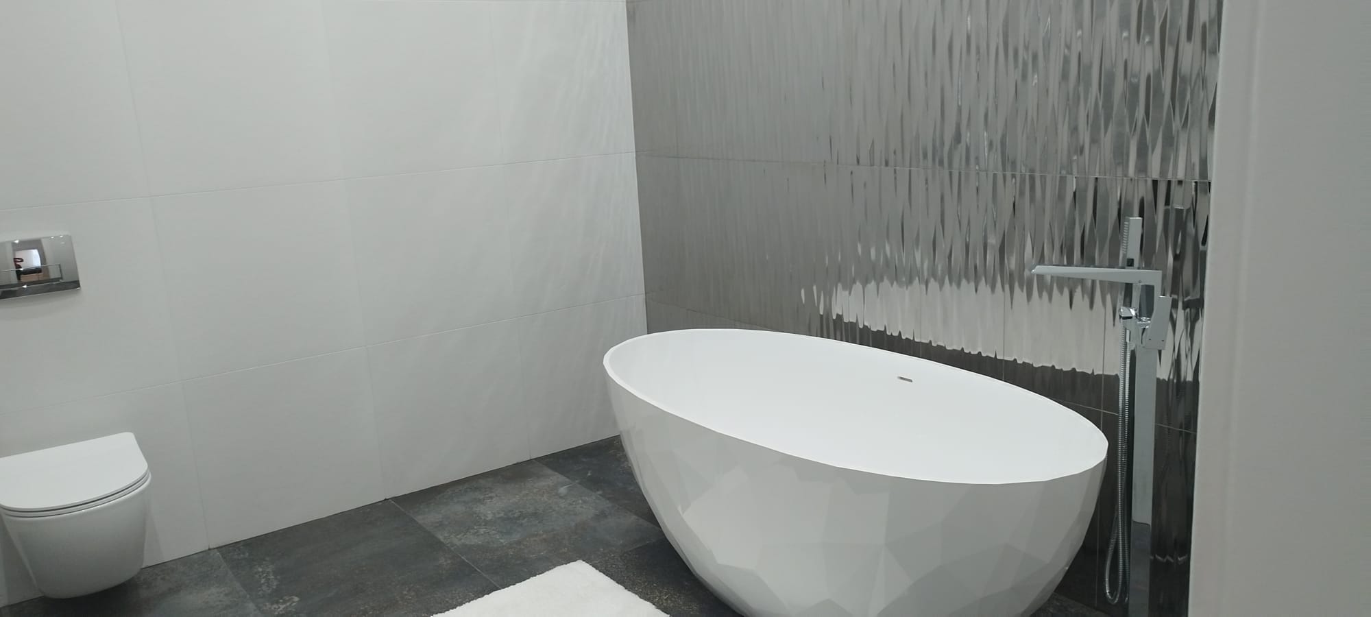 Hungary, 2 Bedrooms Bedrooms, ,2 BathroomsBathrooms,Apartment,For sale,1390