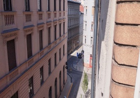 Hungary, 2 Bedrooms Bedrooms, ,2 BathroomsBathrooms,Apartment,For sale,1390