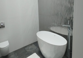 Hungary, 2 Bedrooms Bedrooms, ,2 BathroomsBathrooms,Apartment,For sale,1390
