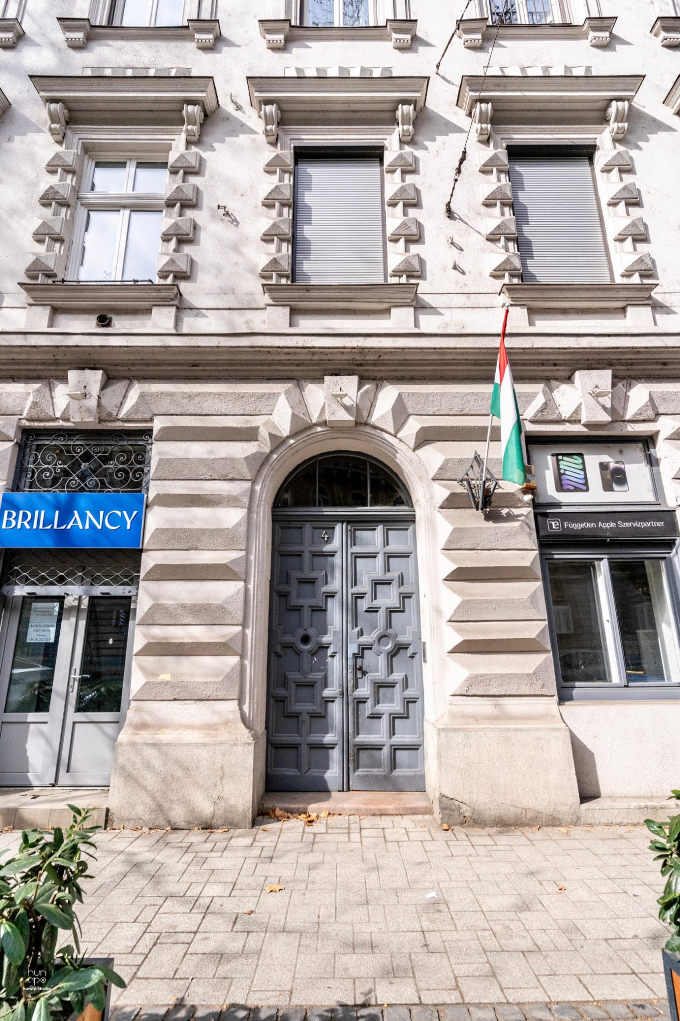 Hungary, 2 Bedrooms Bedrooms, ,2 BathroomsBathrooms,Apartment,For sale,1399