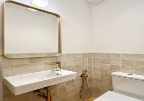 Hungary, 2 Bedrooms Bedrooms, ,2 BathroomsBathrooms,Apartment,For sale,1399