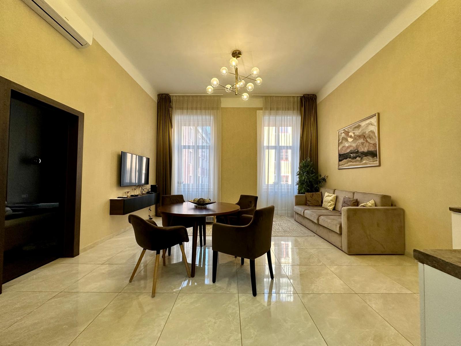 Hungary, 2 Bedrooms Bedrooms, ,2 BathroomsBathrooms,Apartment,For sale,1400