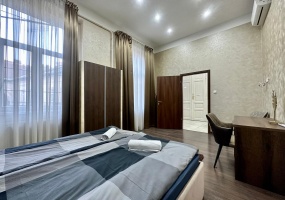 Hungary, 2 Bedrooms Bedrooms, ,2 BathroomsBathrooms,Apartment,For sale,1400