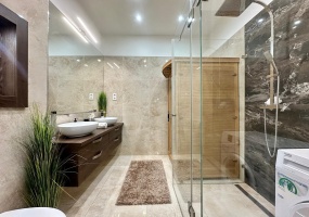 Hungary, 2 Bedrooms Bedrooms, ,2 BathroomsBathrooms,Apartment,For sale,1400