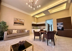 Hungary, 2 Bedrooms Bedrooms, ,2 BathroomsBathrooms,Apartment,For sale,1400