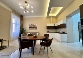 Hungary, 2 Bedrooms Bedrooms, ,2 BathroomsBathrooms,Apartment,For sale,1400