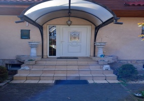 Hungary, 5 Bedrooms Bedrooms, 5 Rooms Rooms,Villa,For sale,1403