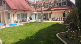 Hungary, 5 Bedrooms Bedrooms, 5 Rooms Rooms,Villa,For sale,1403