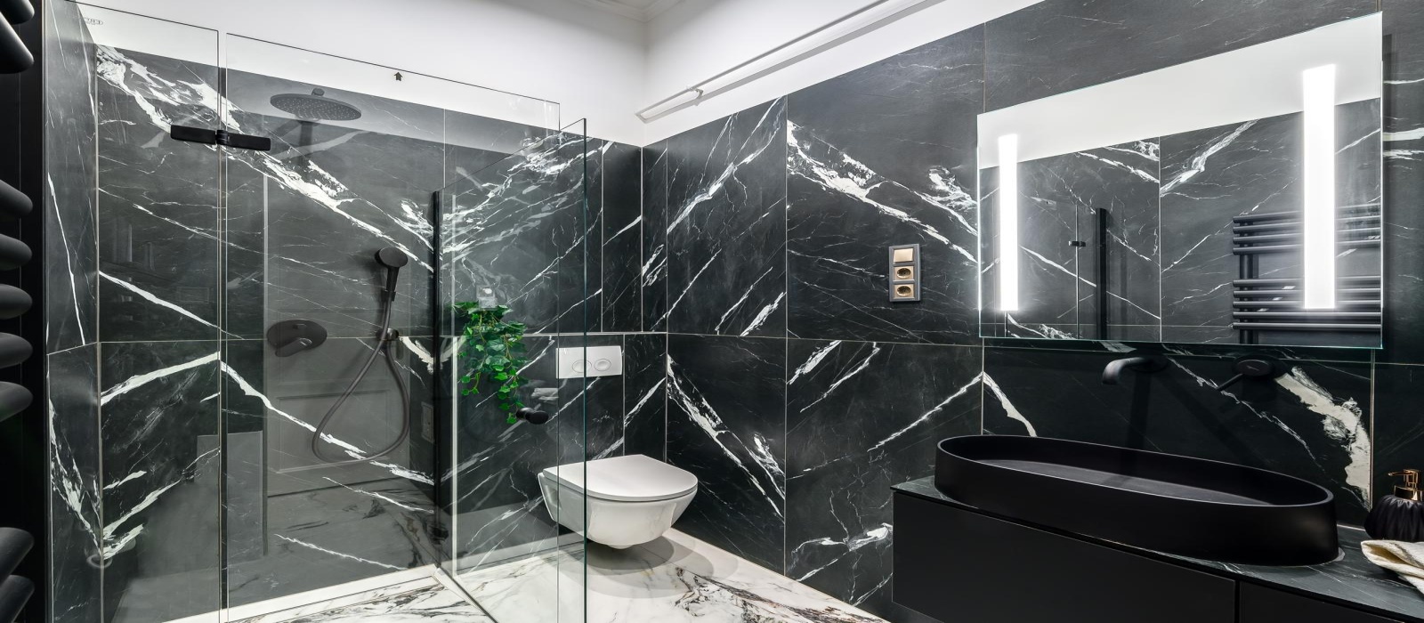 Hungary, 2 Bedrooms Bedrooms, ,2 BathroomsBathrooms,Apartment,For sale,1405