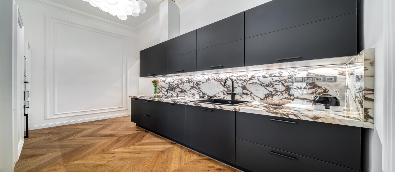 Hungary, 2 Bedrooms Bedrooms, ,2 BathroomsBathrooms,Apartment,For sale,1405