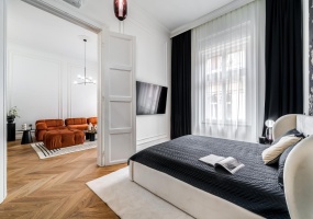 Hungary, 2 Bedrooms Bedrooms, ,2 BathroomsBathrooms,Apartment,For sale,1405