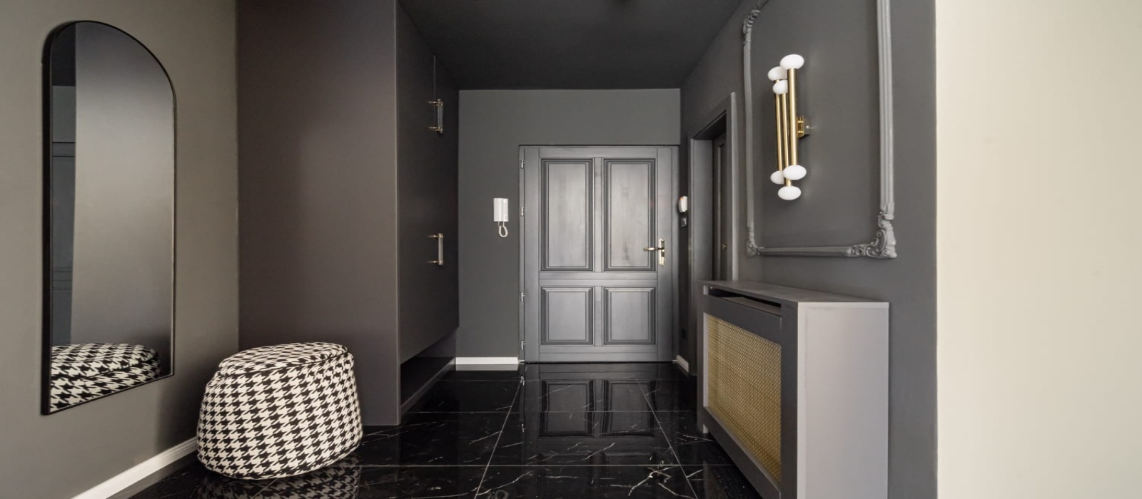 Hungary, 3 Bedrooms Bedrooms, ,2 BathroomsBathrooms,Apartment,For sale,1408