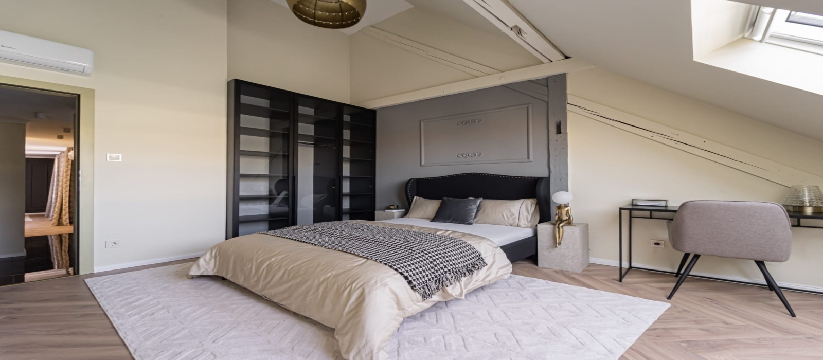 Hungary, 3 Bedrooms Bedrooms, ,2 BathroomsBathrooms,Apartment,For sale,1408