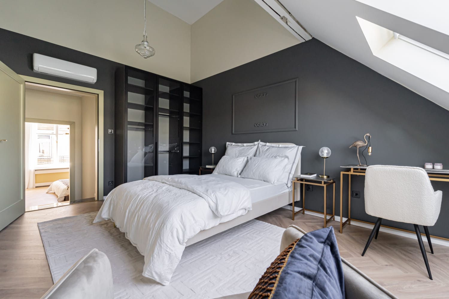 Hungary, 3 Bedrooms Bedrooms, ,2 BathroomsBathrooms,Apartment,For sale,1410