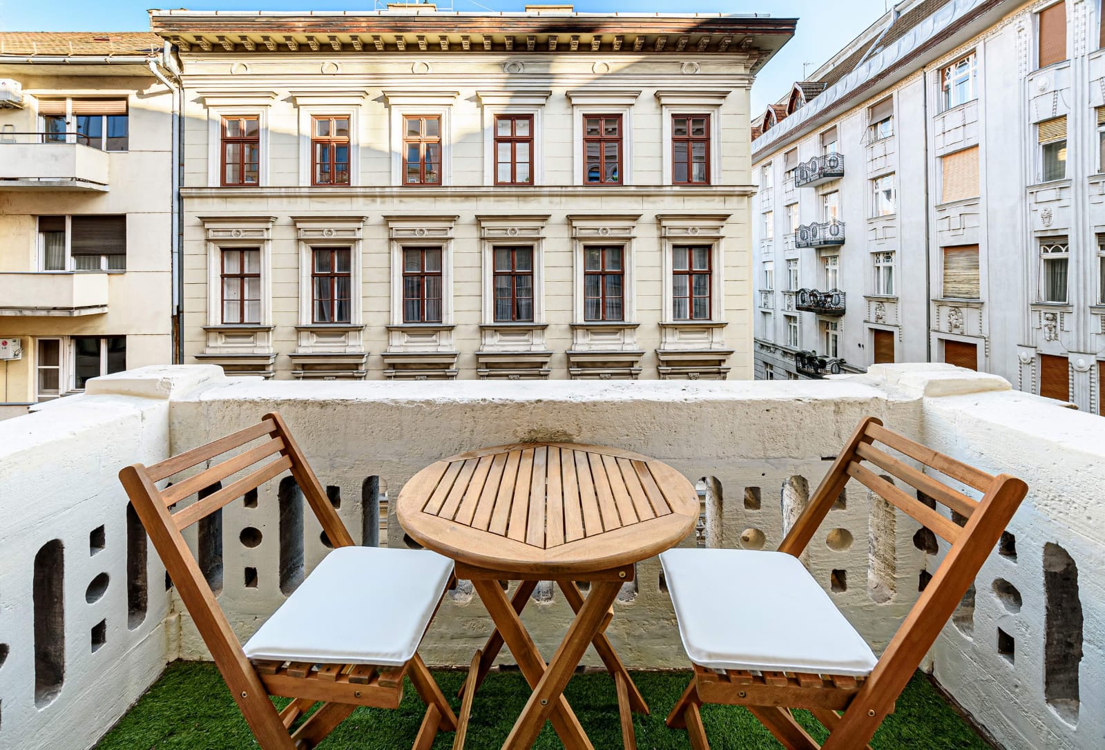 Hungary, 2 Bedrooms Bedrooms, ,2 BathroomsBathrooms,Apartment,For sale,1411