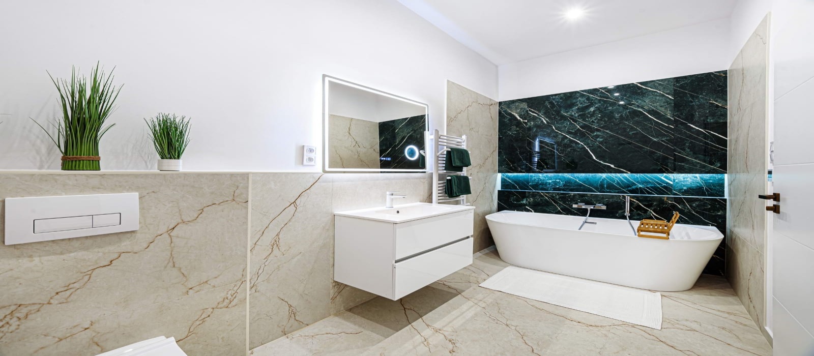 Hungary, 2 Bedrooms Bedrooms, ,2 BathroomsBathrooms,Apartment,For sale,1411