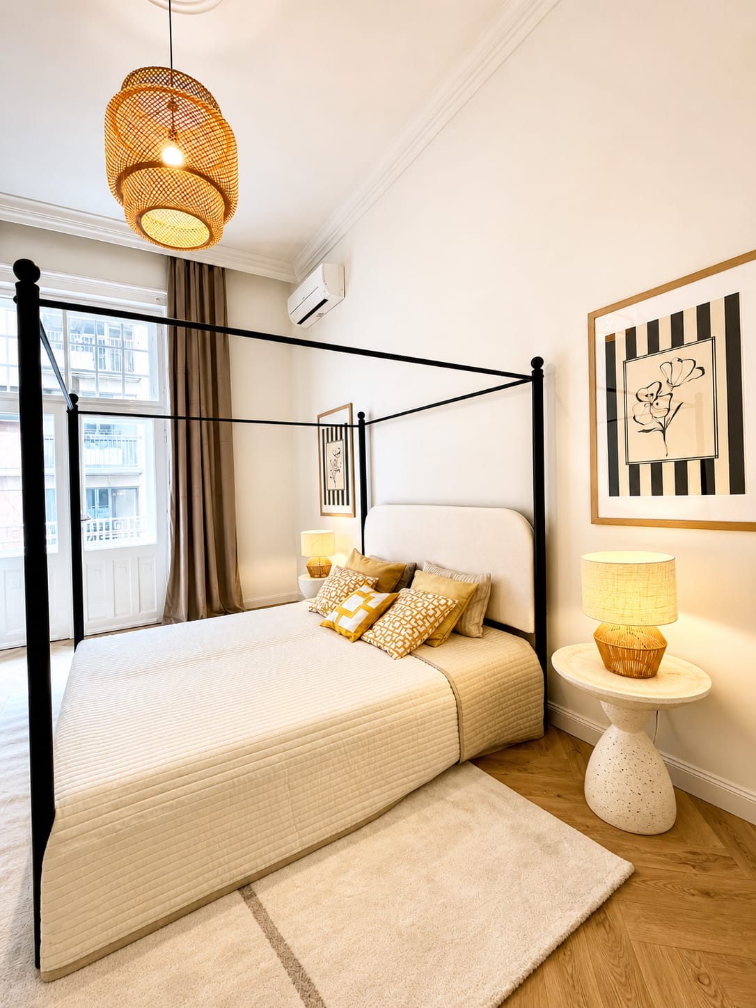 O utca, 6, Budapest, 3 Bedroom Bedrooms, 4 Room Rooms,2 BathroomBathrooms,Apartment,For sale,O utca,2,1554