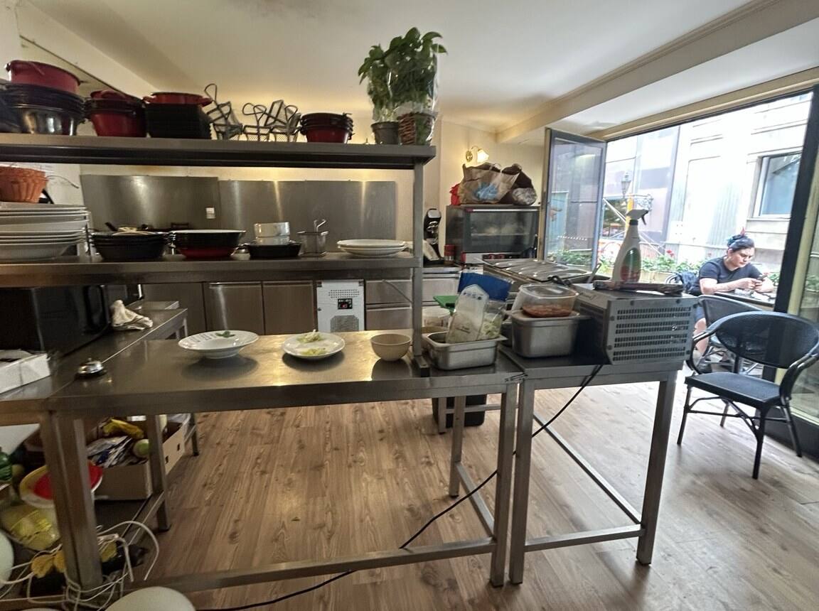 Haris koz 1, Budapest V. district, 1052, 5, Budapest, 0 , 0 ,3 BathroomBathrooms,Commercial,For sale,Haris koz 1, Budapest V. district, 1052,0,1563