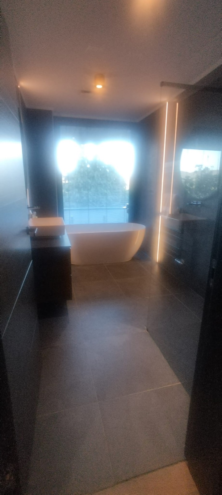 4 Bedroom Bedrooms, 5 Room Rooms,4 BathroomBathrooms,Villa,For sale,0,854535