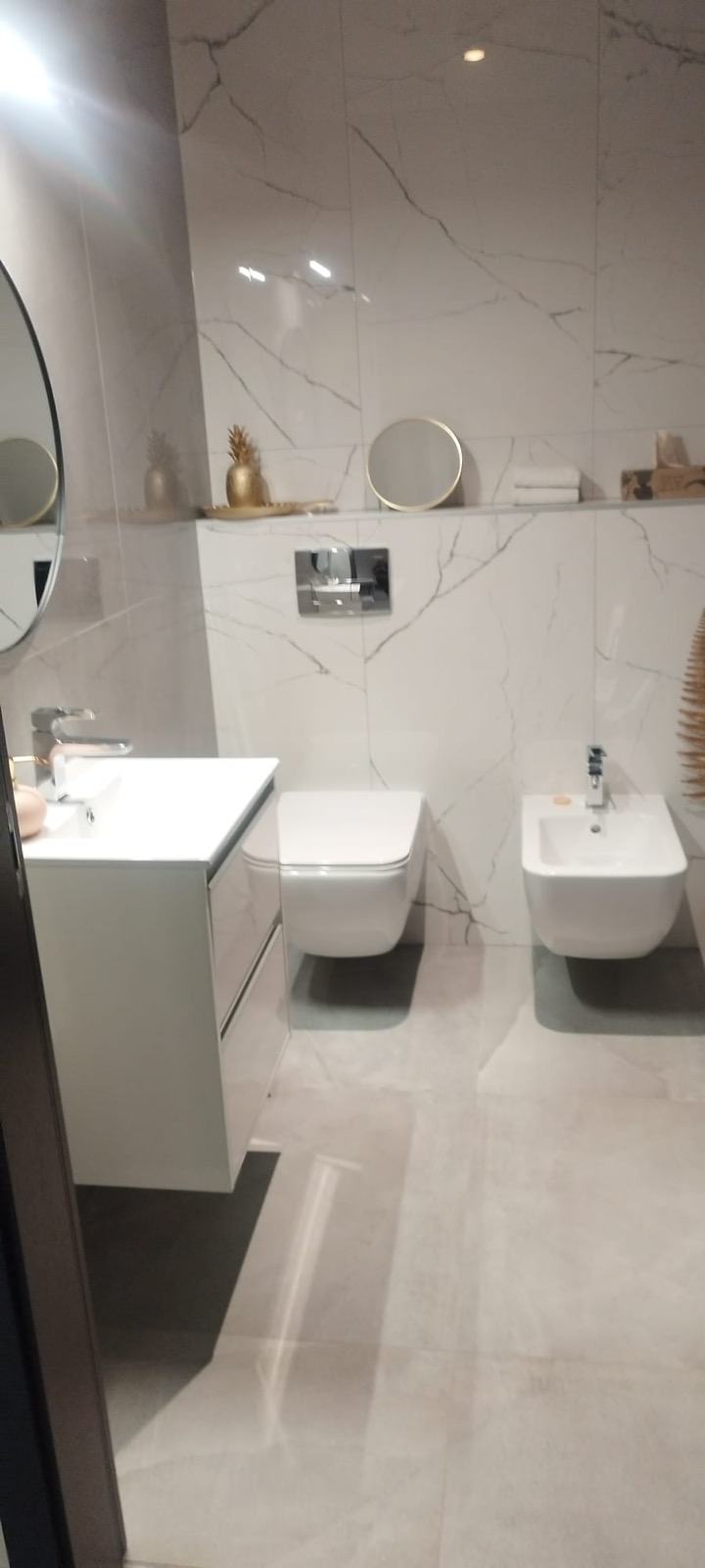 4 Bedroom Bedrooms, 5 Room Rooms,4 BathroomBathrooms,Villa,For sale,0,854535